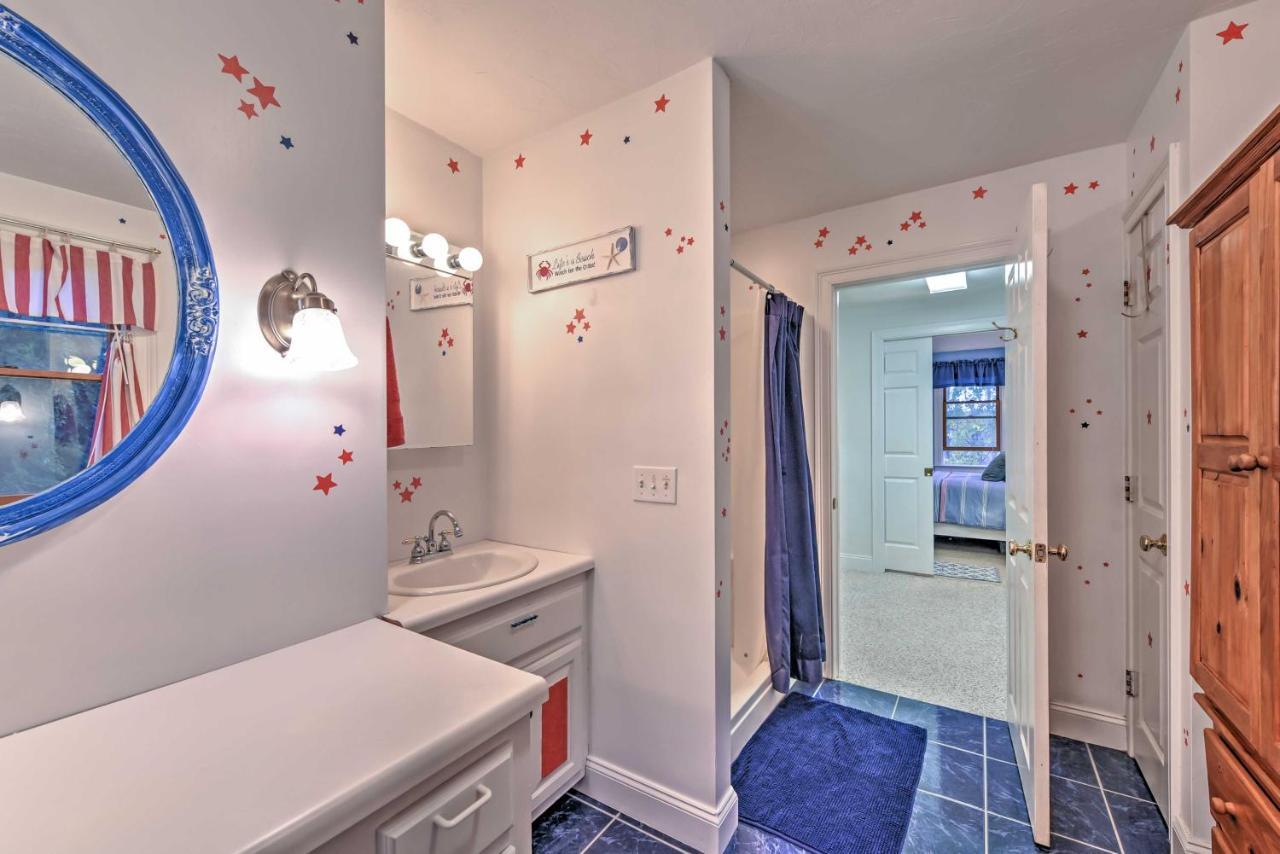 Nautical Bourne Apartment - 2 Mi To Monument Beach Ngoại thất bức ảnh